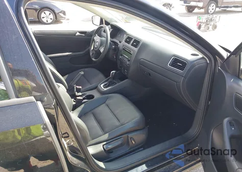 2014 Volkswagen Jetta 1.8T Se from USA, damaged, VIN 3VWD17AJ5EM409420